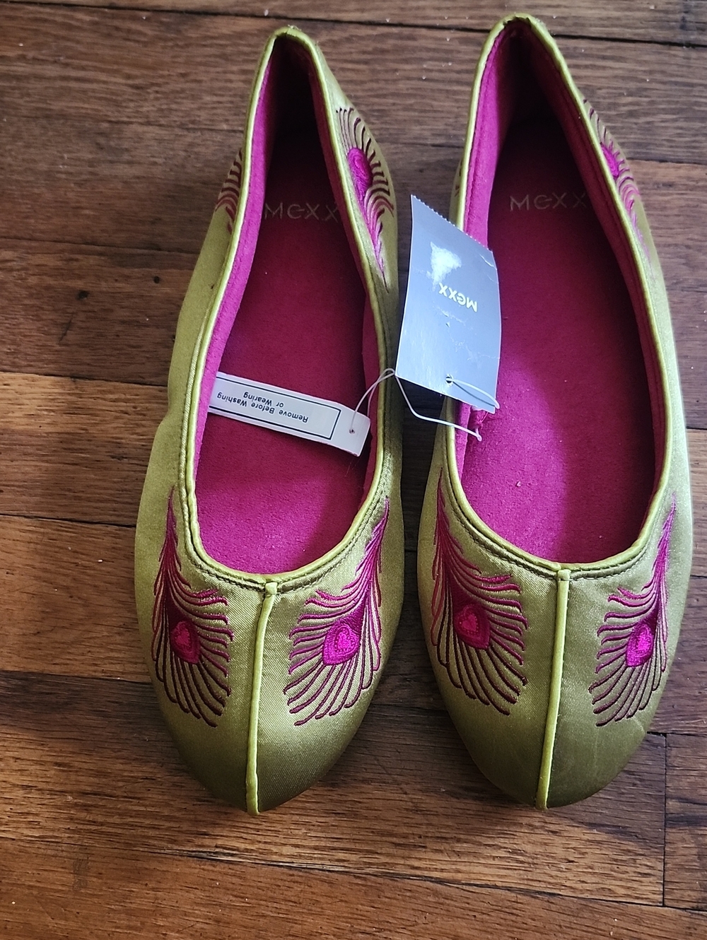 Mexx Olive Green Flats with Hot Pink Embroidered Detail